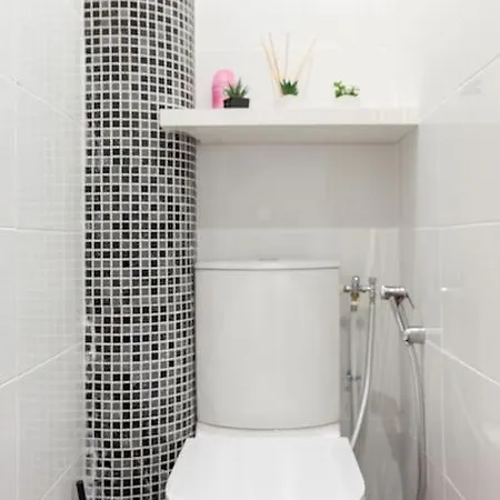 Proche Paris, Gare Rer C A 2 Min A Pieds, Notre Dame A 15min, Parking Prive Et Traveller Awards 2025 Apartment *